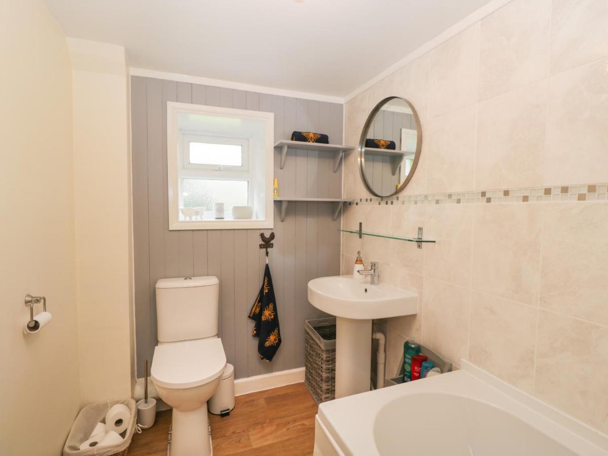 Orchard House Cottage Малмсбери Экстерьер фото