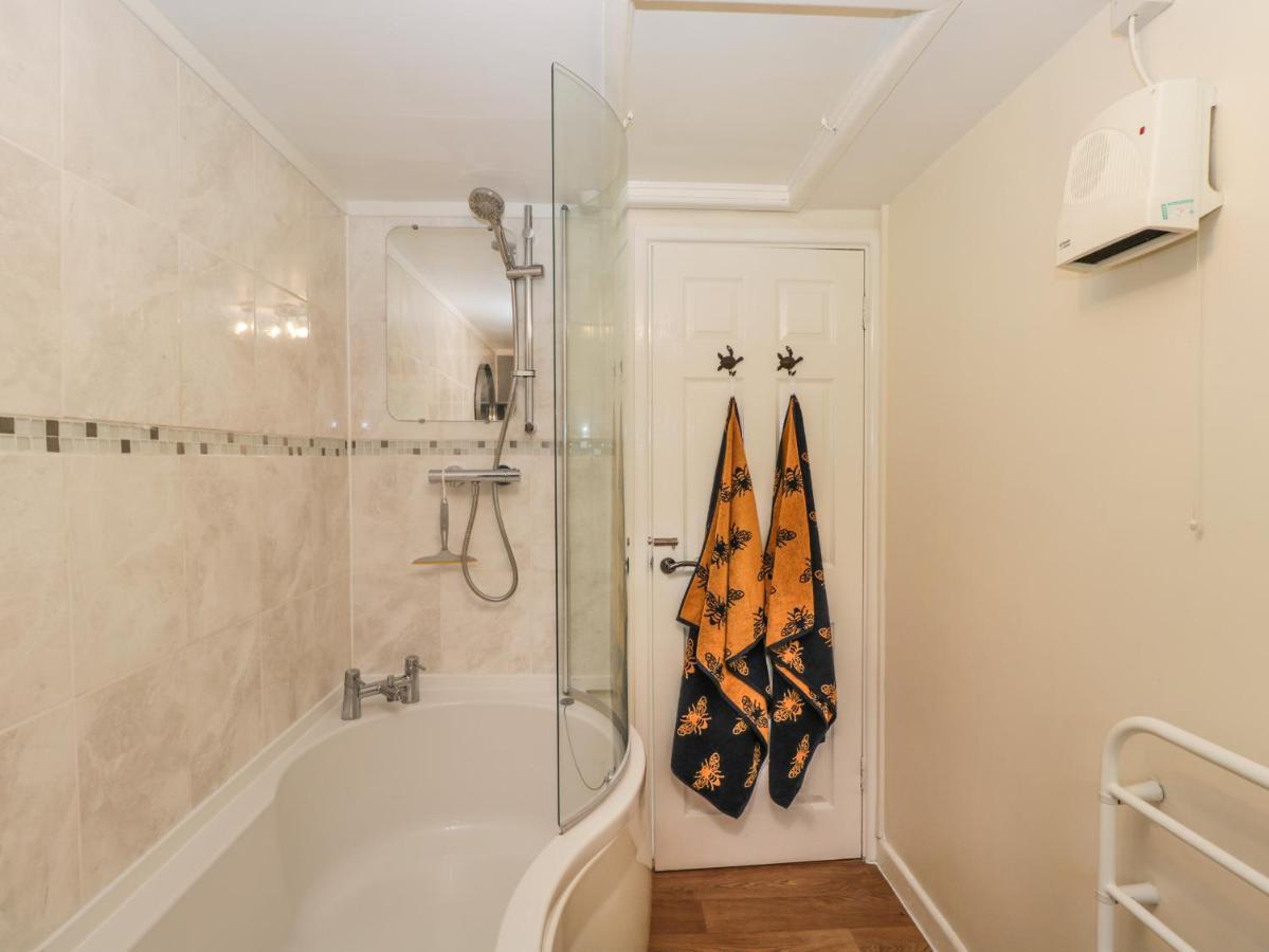 Orchard House Cottage Малмсбери Экстерьер фото